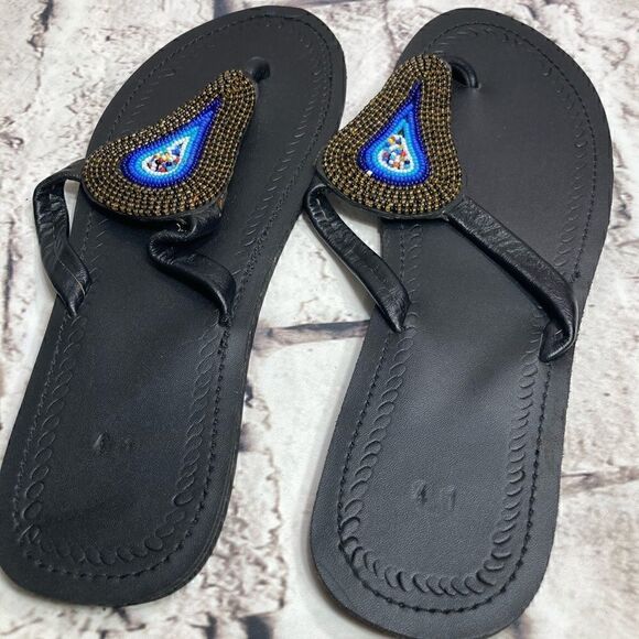 10 (41) MAASAI TRIBE WOMEN leather & rubber SANDAL - Picture 3 of 7